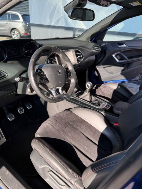 Peugeot 308 1.6 BlueHDI 120ch GT Line - Suivi et entretien complet
