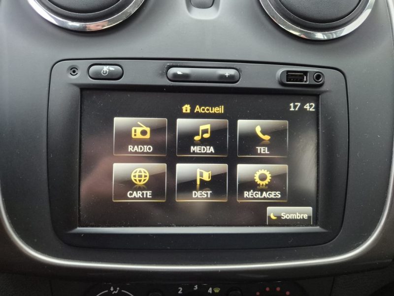 DACIA SANDERO TCE 90 STEPWAY PRESTIGE 2013