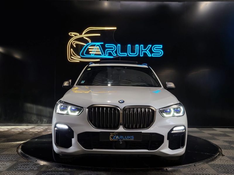 BMW X5 X-DRIVE M50D 400Cv TOIT OUVRANT / ATTELAGE / 360° / TÊTE HAUTE