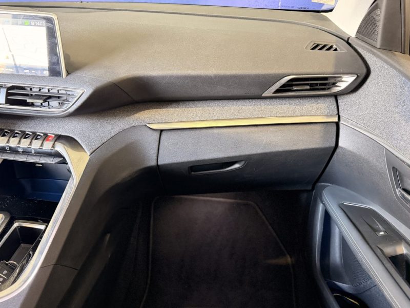 Peugeot 3008 - 1.2 L - COURROIE NEUVE - ENTRETIEN SUIVI - ALLURE - AUTOMATIQUE - 131 ch 