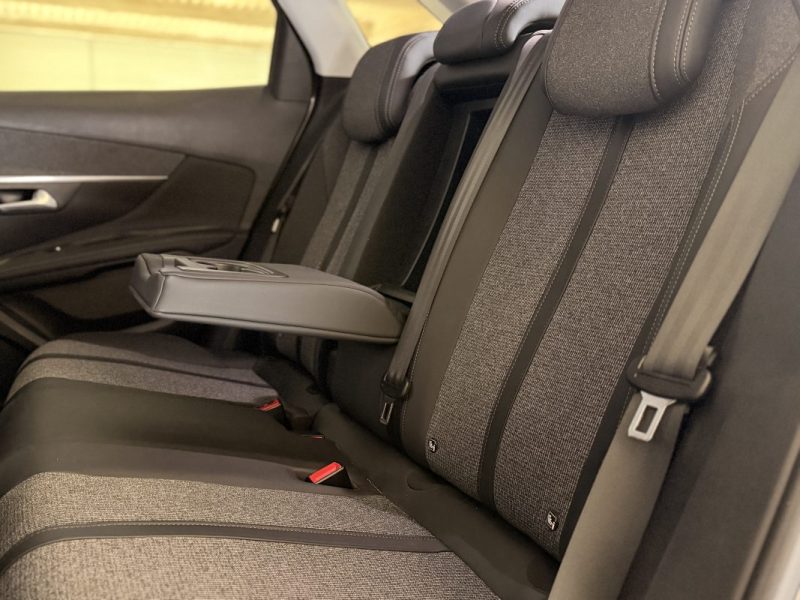 Peugeot 3008 - 1.2 L - COURROIE NEUVE - ENTRETIEN SUIVI - ALLURE - AUTOMATIQUE - 131 ch 