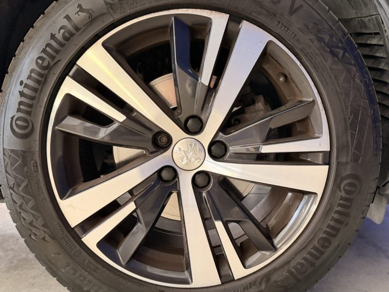 Peugeot 3008 - 1.2 L - COURROIE NEUVE - ENTRETIEN SUIVI - ALLURE - AUTOMATIQUE - 131 ch 