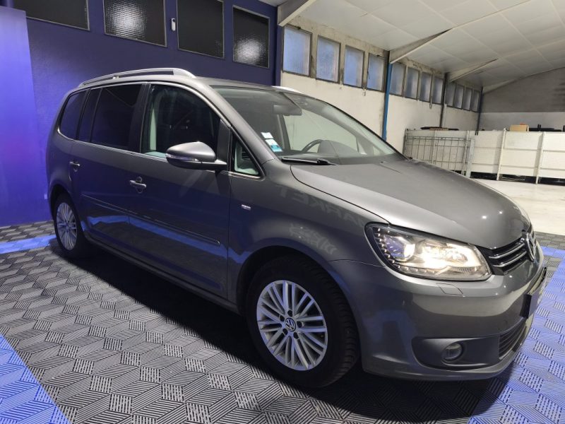 VOLKSWAGEN TOURAN 1.6 TDI 105CH FAP TRENDLINE SUIVIE ENTRETIEN DISTRI OK