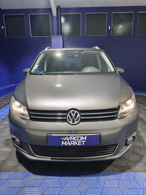 VOLKSWAGEN TOURAN 1.6 TDI 105CH FAP TRENDLINE SUIVIE ENTRETIEN DISTRI OK