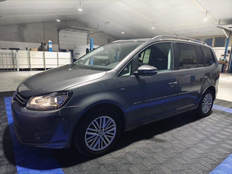 VOLKSWAGEN TOURAN 1.6 TDI 105CH FAP TRENDLINE SUIVIE ENTRETIEN DISTRI OK