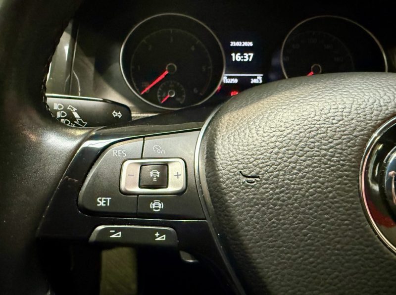 VOLKSWAGEN GOLF 1.6 TDI 115 IQ.DRIVE DSG 