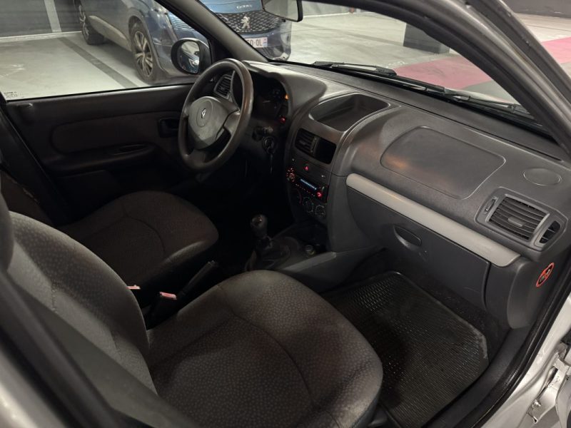RENAULT CLIO CAMPUS AUTHENTIQUE 1.2 GPL 2010