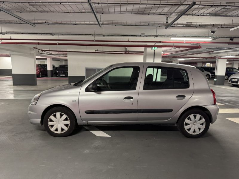 RENAULT CLIO CAMPUS AUTHENTIQUE 1.2 GPL 2010