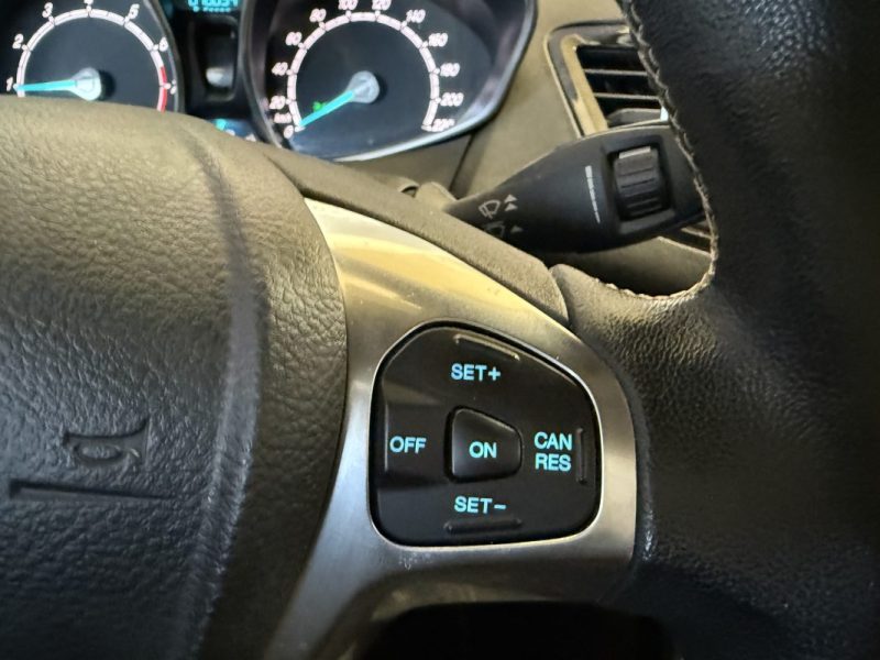 FORD FIESTA 1.0 - 100CH -  STOP&START TITANIUM 5P SUIVI FACTURES - 79950KM 