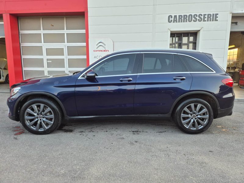 Mercedes GLC 250d 204 ch finition Fascination — le haut de gamme de la série.