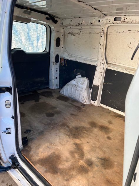 CITROEN JUMPY 1.6 HDI 90CH 