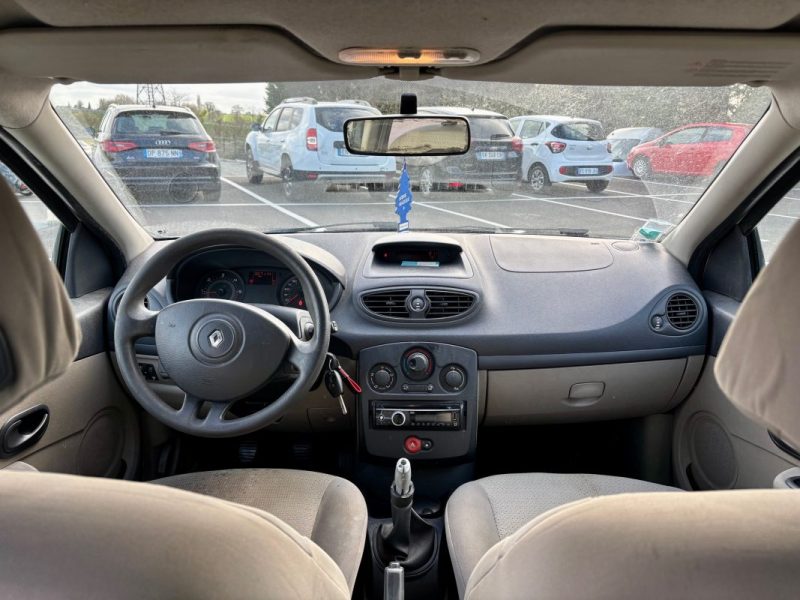 RENAULT CLIO III CONFORT A MARCHAND DYNAMIQUE 1.5DCI 70 2007