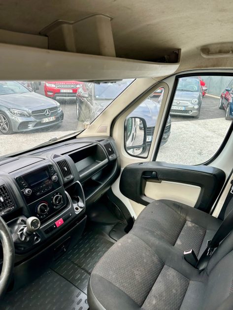 PEUGEOT BOXER 751 PLATEAU GRUE 1000KG   7 PLACES   TVA RECUPERABLE 