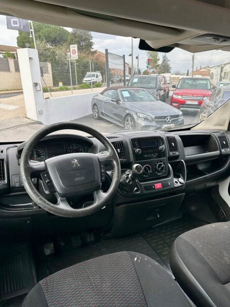 PEUGEOT BOXER 751 PLATEAU GRUE 1000KG   7 PLACES   TVA RECUPERABLE 