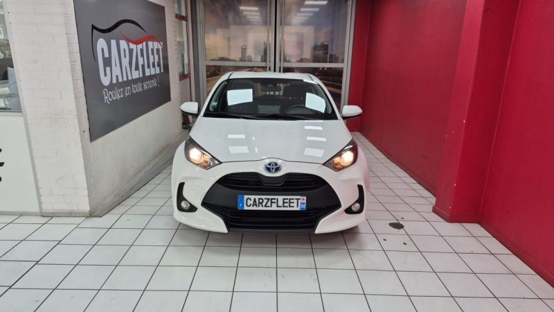 TOYOTA YARIS 4 BERLINE 116cv DYNAMIC BUSINESS 2023/1 ERE MAIN/TVA RECUPERABLE