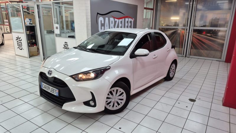 TOYOTA YARIS 4 BERLINE 116cv DYNAMIC BUSINESS 2023/1 ERE MAIN/TVA RECUPERABLE