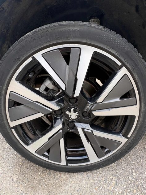 PEUGEOT 208 II 1.5 BLUEHDI 100CH GT Line