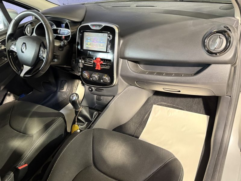 RENAULT CLIO IV 1.0  TCE 90CH -  ZEN - SUIVI FACTURES FULL RENAULT - GPS - 135000KM 