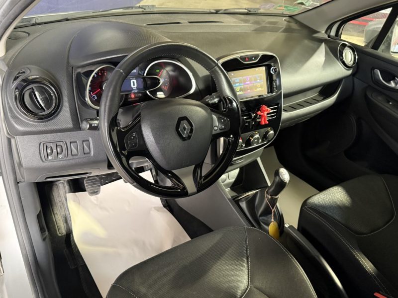 RENAULT CLIO IV 1.0  TCE 90CH -  ZEN - SUIVI FACTURES FULL RENAULT - GPS - 135000KM 