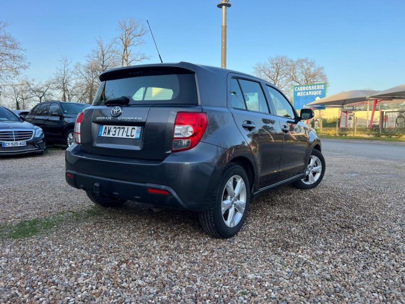 TOYOTA URBAN CRUISER 90 D-4D 2WD Life