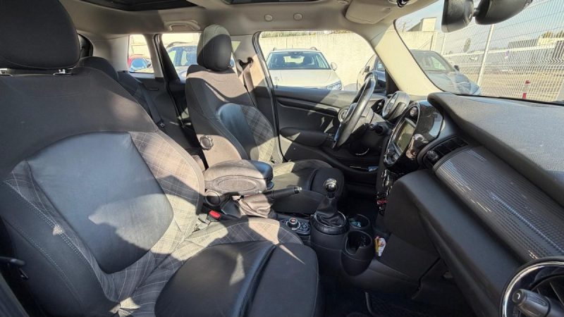 MINI MINI III COOPER 136CH RED HOT CHILI 2017