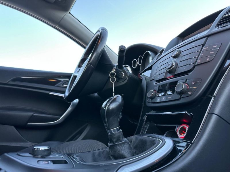 OPEL INSIGNIA 2.0 CDTI 130 EDITION 2012