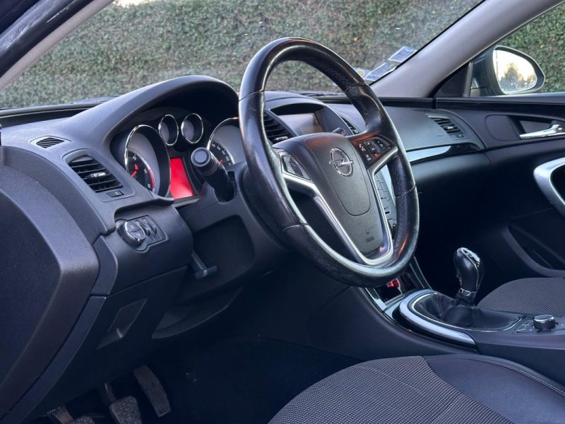 OPEL INSIGNIA 2.0 CDTI 130 EDITION 2012