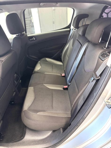 PEUGEOT 308 1.6 HDI 92 BUSINESS PACK 2012