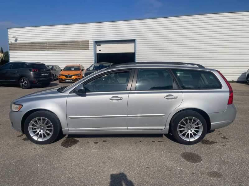 VOLVO V50 2.0 D 136CH MOMENTUM 101MKM