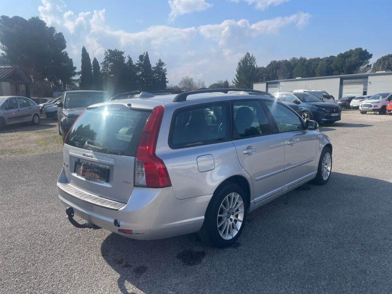 VOLVO V50 2.0 D 136CH MOMENTUM 101MKM