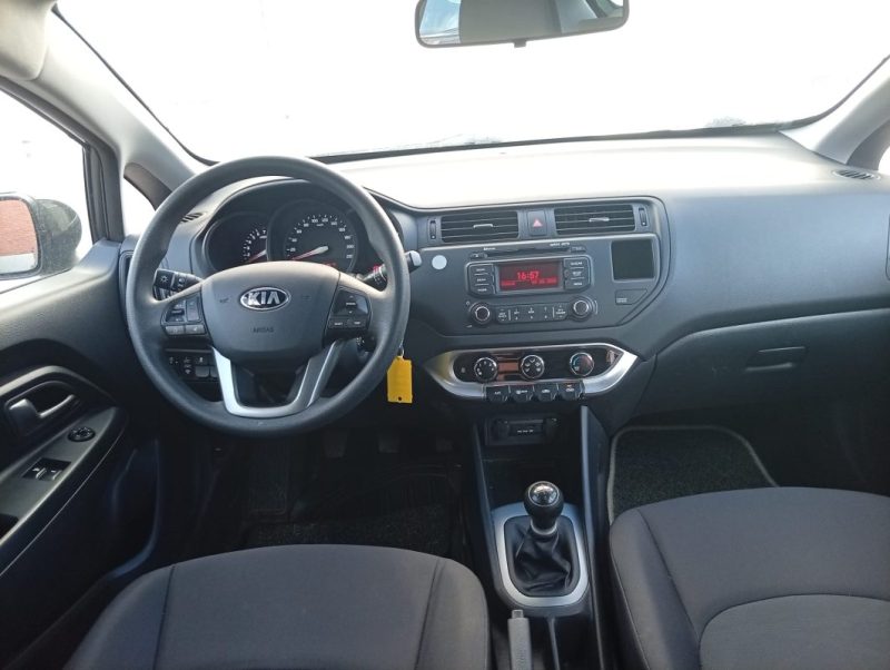 KIA RIO 1.2 ATTRACT 2014
