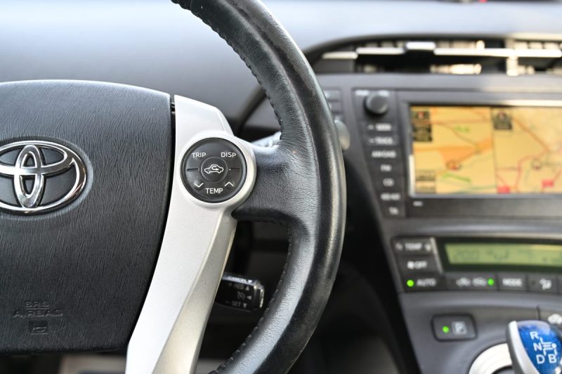 TOYOTA PRIUS III 136CV LOUNGE 2010