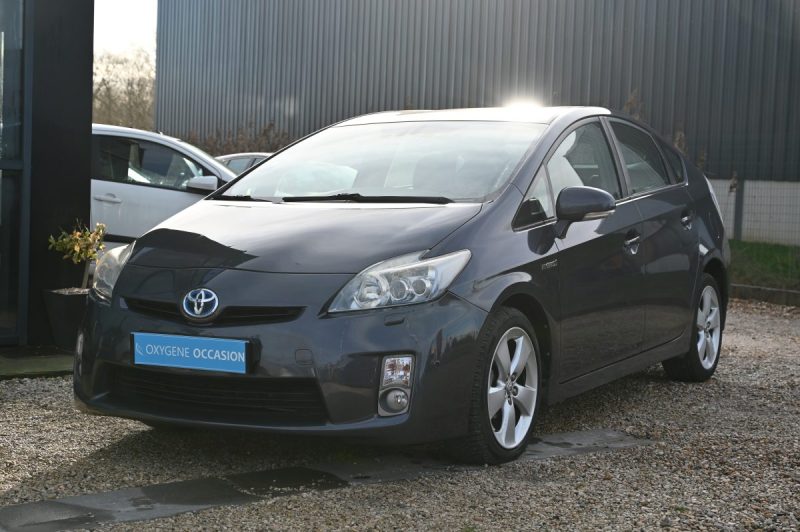 TOYOTA PRIUS III 136CV LOUNGE 2010