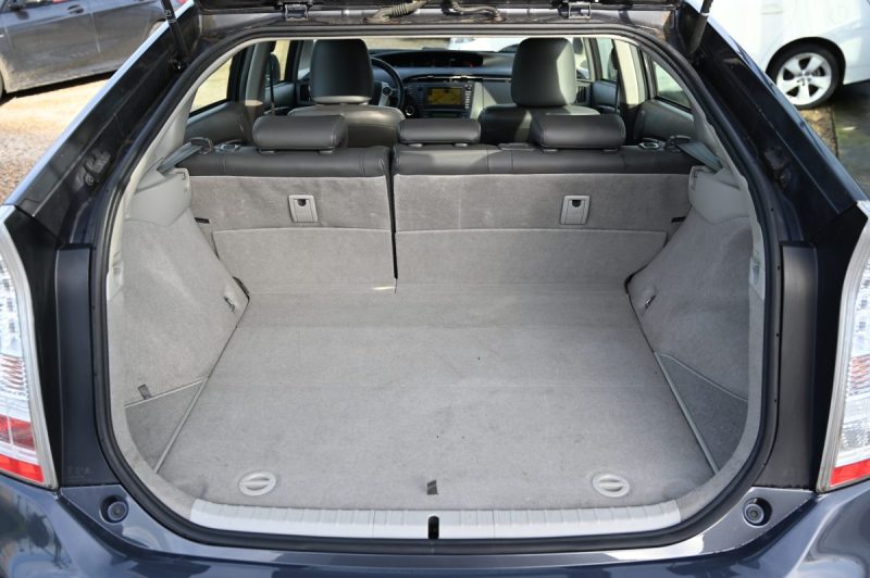 TOYOTA PRIUS III 136CV LOUNGE 2010