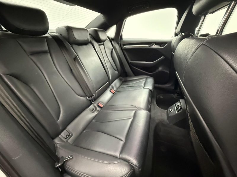 AUDI A3 LIMOUSINE PACK SPORT 2.0 TDI 150 CV