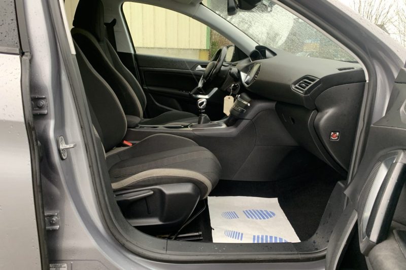 PEUGEOT 308 II SW 1.6 BLUEHDI 120CH STYLE S&S BVM6 GARANTIE 