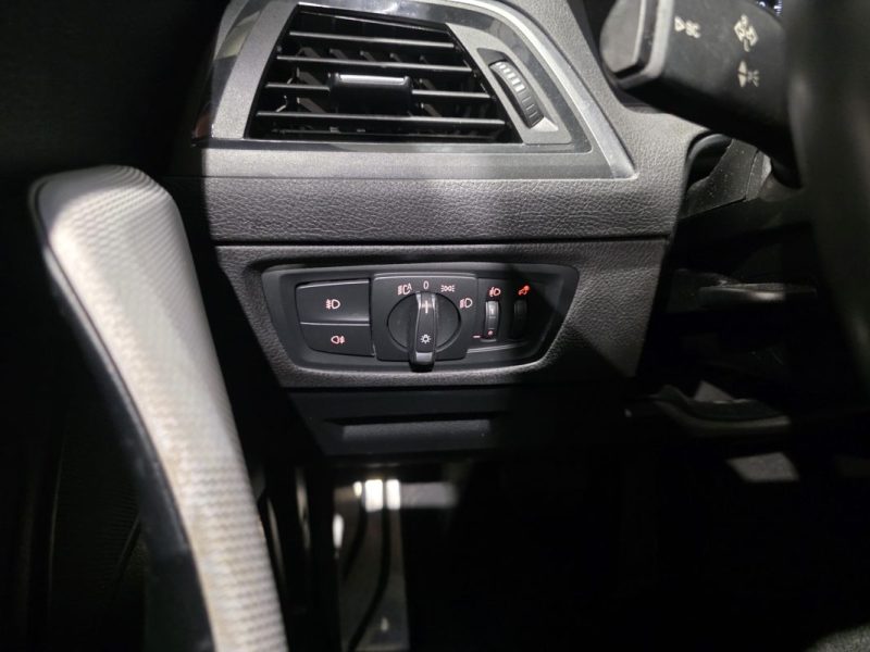 BMW SERIE 1 (F20) LCI 120d xDrive 190 cv / PACK M / SUIVI COMPLET