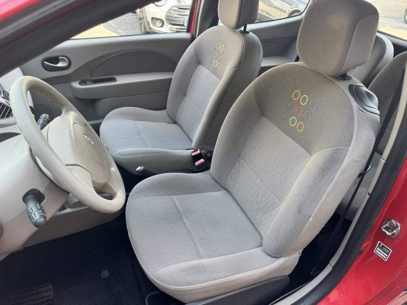 Renault Twingo 2 1.2 75 Ch Authentique Climatisation