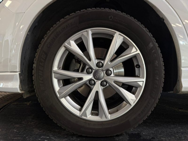 AUDI Q3 Sportback 35 TDI 150 ch S line  S TRONIC 7 / TOIT OUVRANT + KEYLESS + CARPLAY /