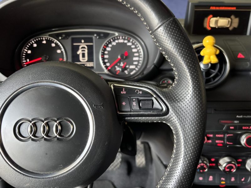 AUDI A1 SPORTBACK 1.4 TFSI 185 CV S LINE 2013 / BOSE  / KEYLESS / SIEGES S1 / JANTES ROTORS