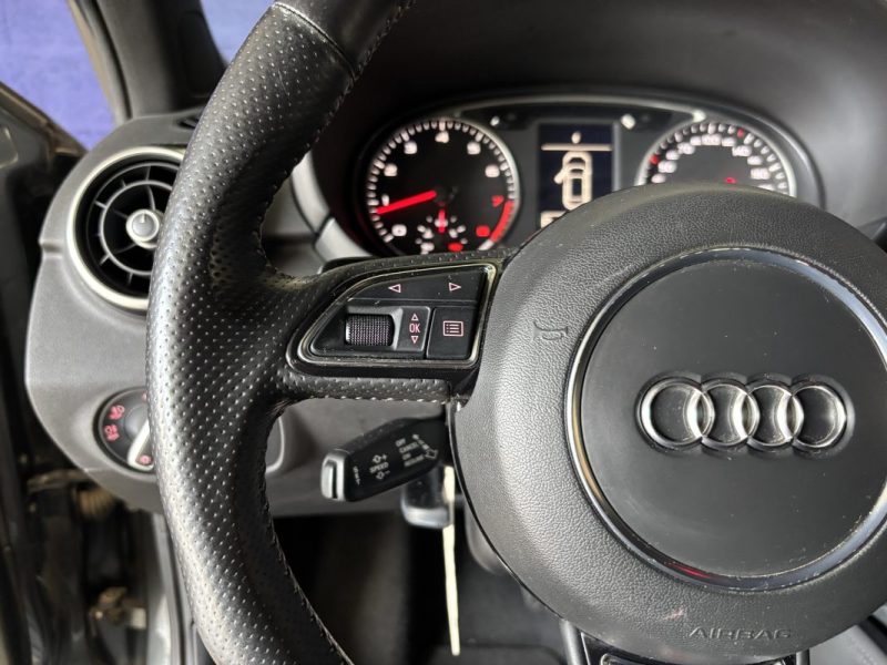 AUDI A1 SPORTBACK 1.4 TFSI 185 CV S LINE 2013 / BOSE  / KEYLESS / SIEGES S1 / JANTES ROTORS