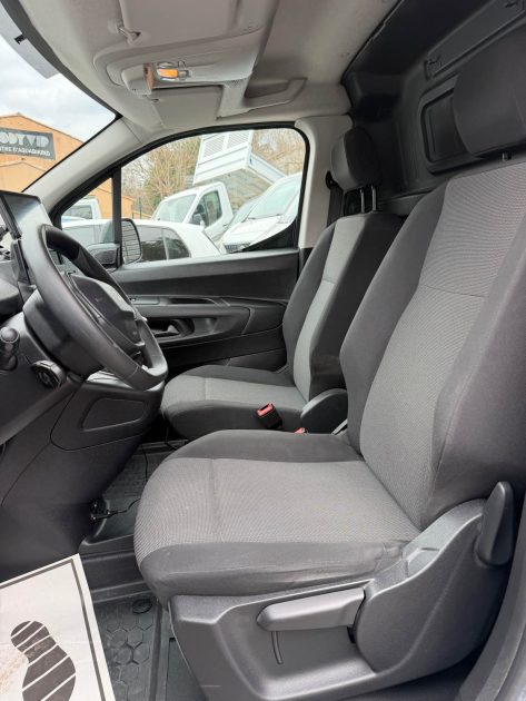 Peugeot Partner 1.5 BlueHDi 130 Asphalt L1 – Révisé, Garantie 12 mois