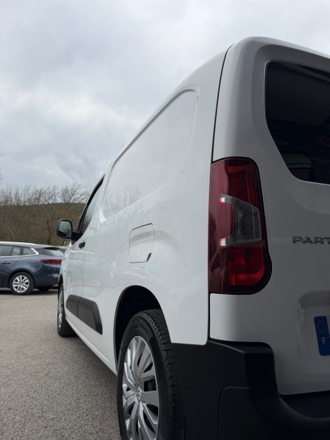 Peugeot Partner 1.5 BlueHDi 130 Asphalt L1 – Révisé, Garantie 12 mois