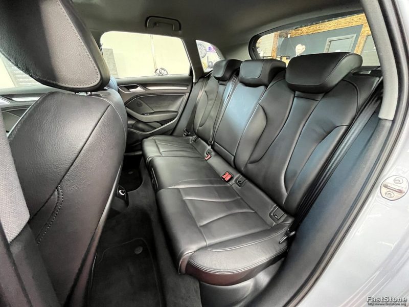AUDI A3 1.4 TFSI 150CV BVA DESIGN LUXE TOIT OUVRANT / CAMERA / COCKPITE/ GARANTIE 12 MOIS OU 60 2017