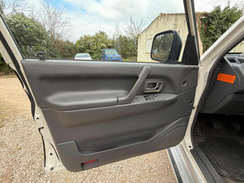 MITSUBISHI PAJERO  2.5 TD 115 MONTERO  2005