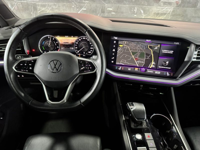 VOLKSWAGEN TOUAREG 3 3.0 TSI EHYBRID 381CH ATMOSPHÈRE 4MOTION BVA8 2021 TTC