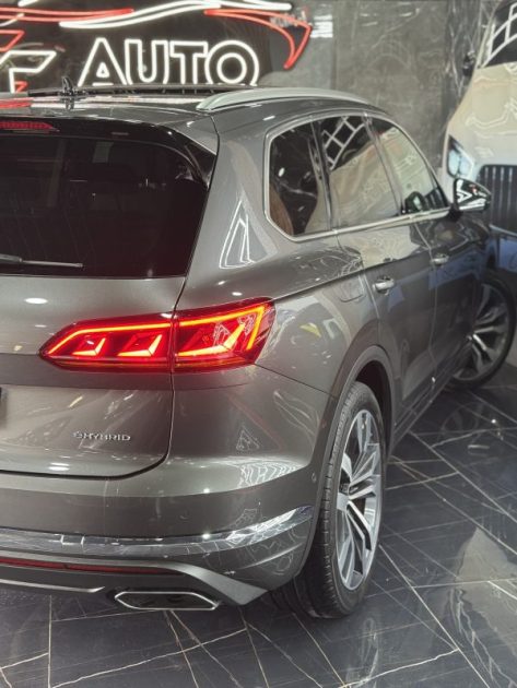 VOLKSWAGEN TOUAREG 3 3.0 TSI EHYBRID 381CH ATMOSPHÈRE 4MOTION BVA8 2021 TTC