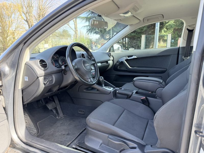 AUDI A3 1,6L 102 CV /  BVA / CLIM / Paiement 4 à 10 fois possible