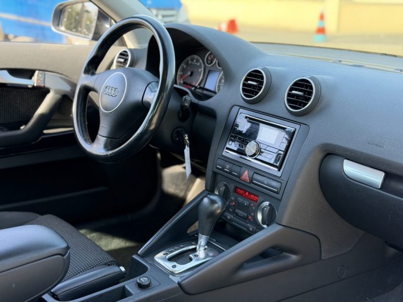 AUDI A3 1,6L 102 CV /  BVA / CLIM / Paiement 4 à 10 fois possible