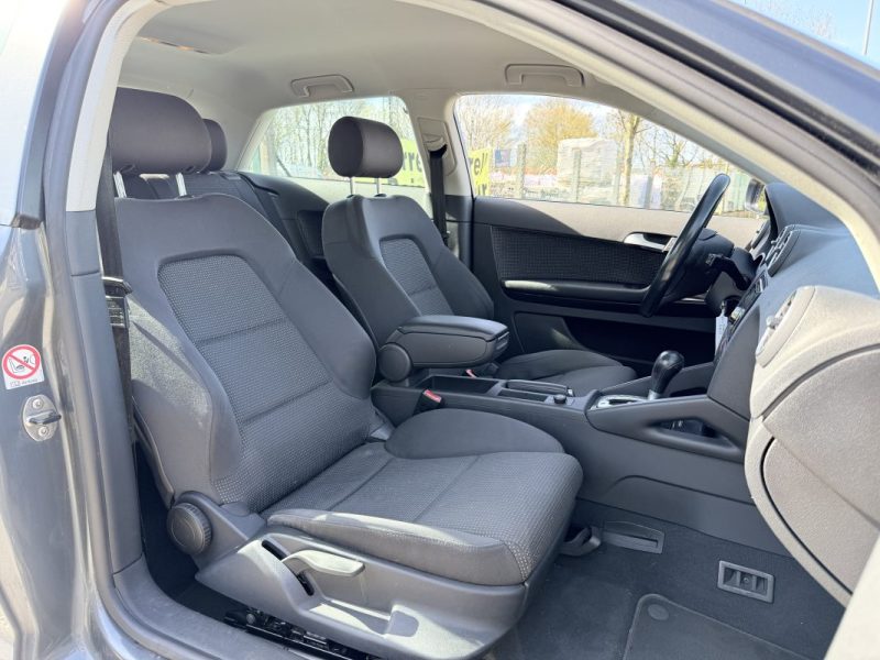 AUDI A3 1,6L 102 CV /  BVA / CLIM / Paiement 4 à 10 fois possible